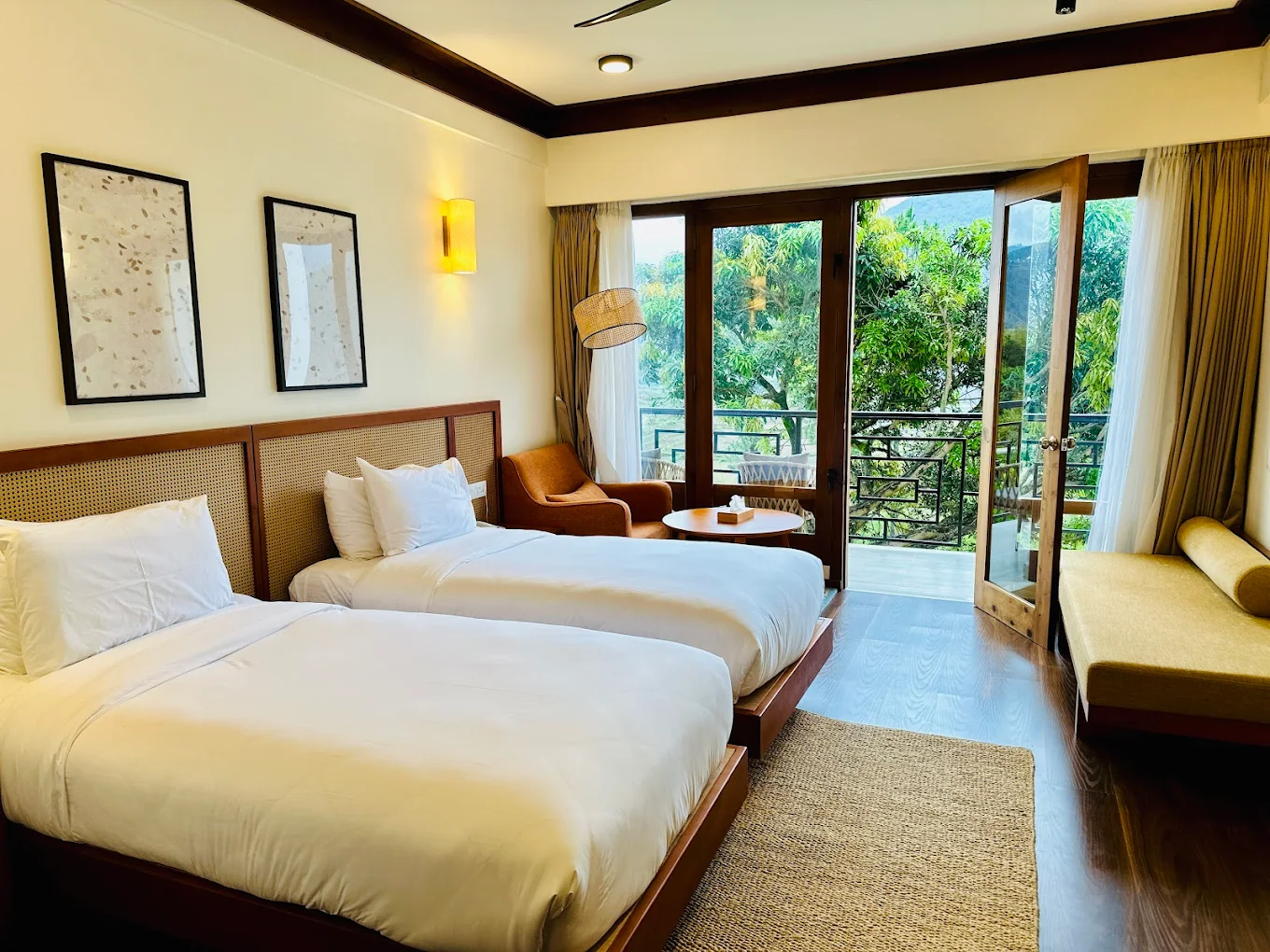 Lobesa Boutique Hotel above the Punakha valley